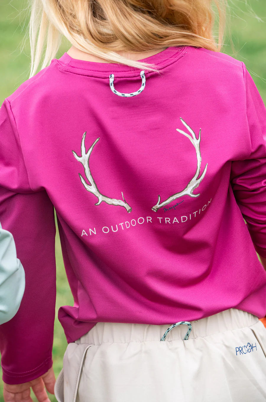 Prodoh Girls' Pro Performance Long Sleeve T-shirt in Raspberry Pink with Deer Antlers