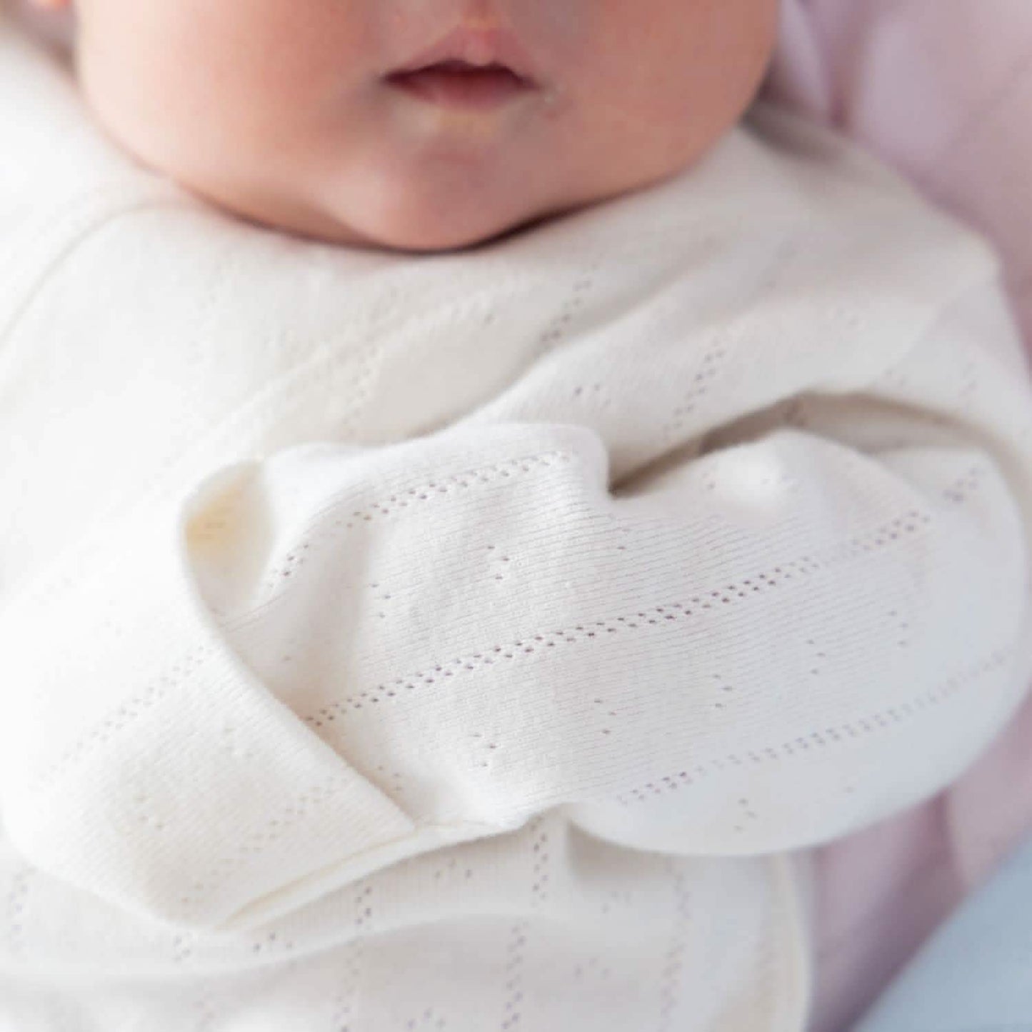 Magnetic me love lines tofu organic cotton pointelle magnetic cozy sleeper gown + hat set