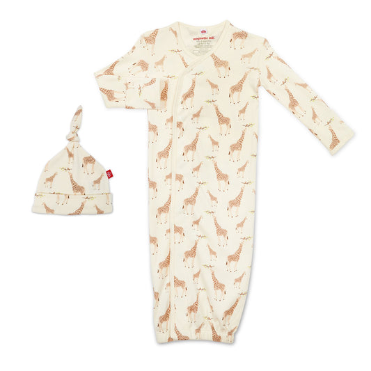 Magnetic me Cream Jolie Giraffe Organic Cot. Mag Gown Set